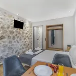 Groundfloor 1 * Tsoukaládhes
