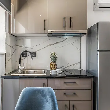 Groundfloor 1 Apartment
